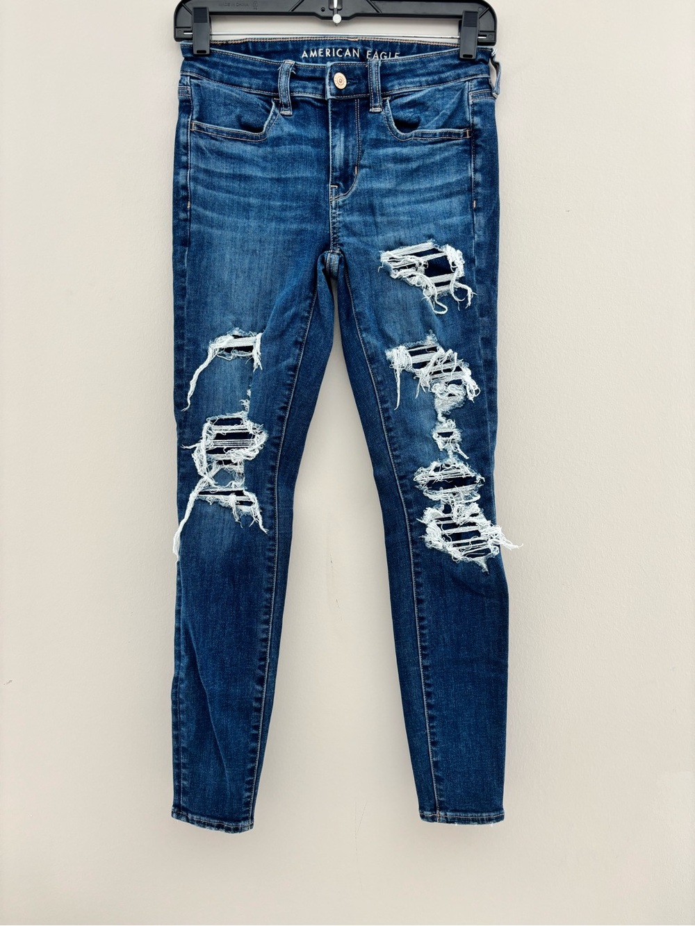 American Eagle Next Level Stretch Distressed Skinny Jeans Women's Size 2